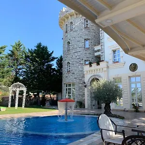 4* Otel Castle Konti